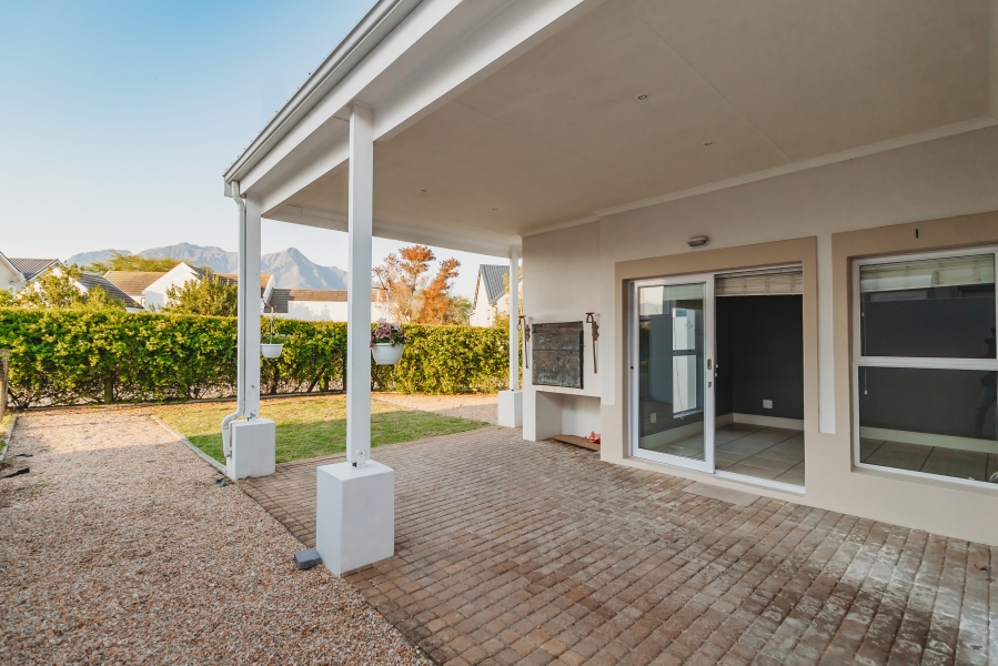 3 Bedroom Property for Sale in Kingswood Golf Estate Western Cape